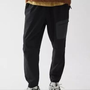 The North Face Men's Lightstride Stretch Tech Pant